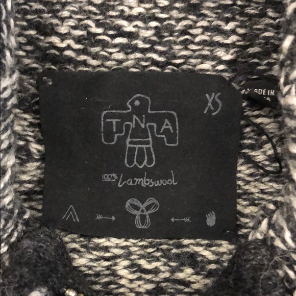 Aritzia TNA Lambswool Sea To Sky Sweater Size XS - Picture 5 of 6